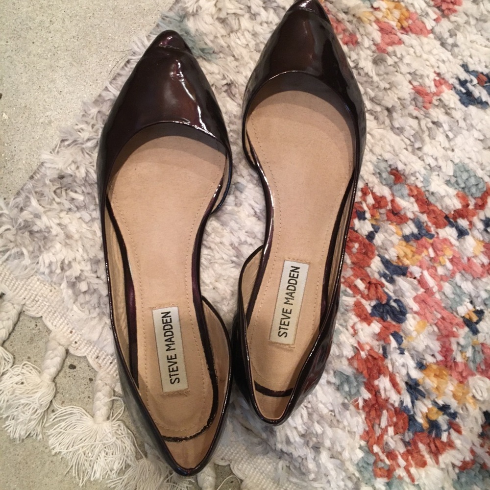 Steve Madden Elusion flats, W8